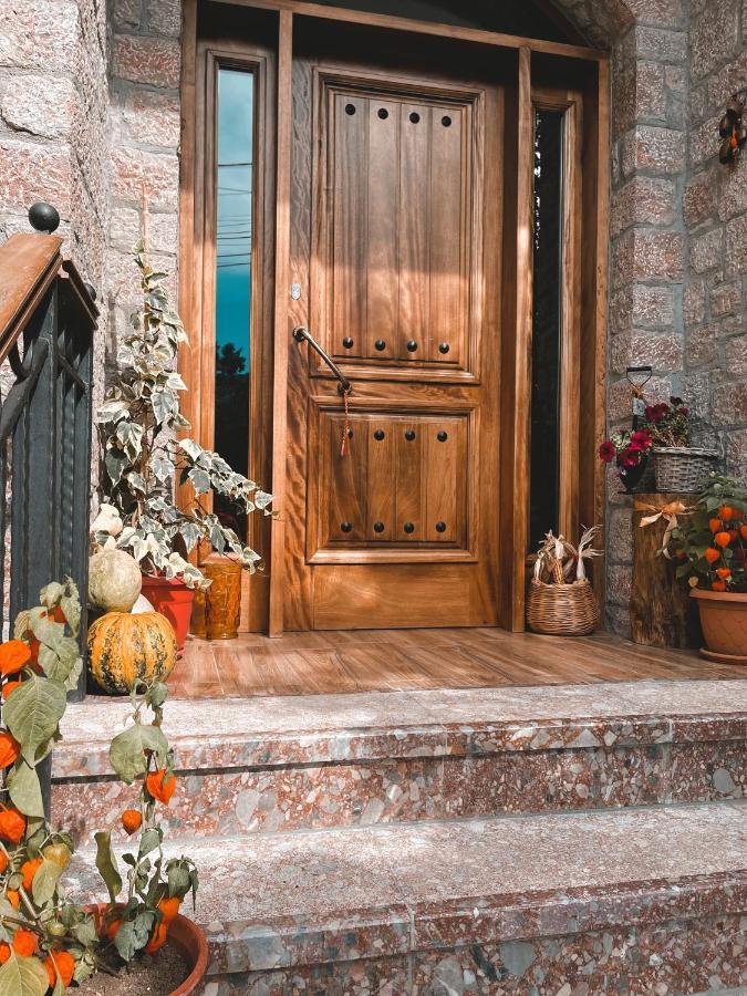 Bujtina Liana Voskopoje Hotel Luaran gambar