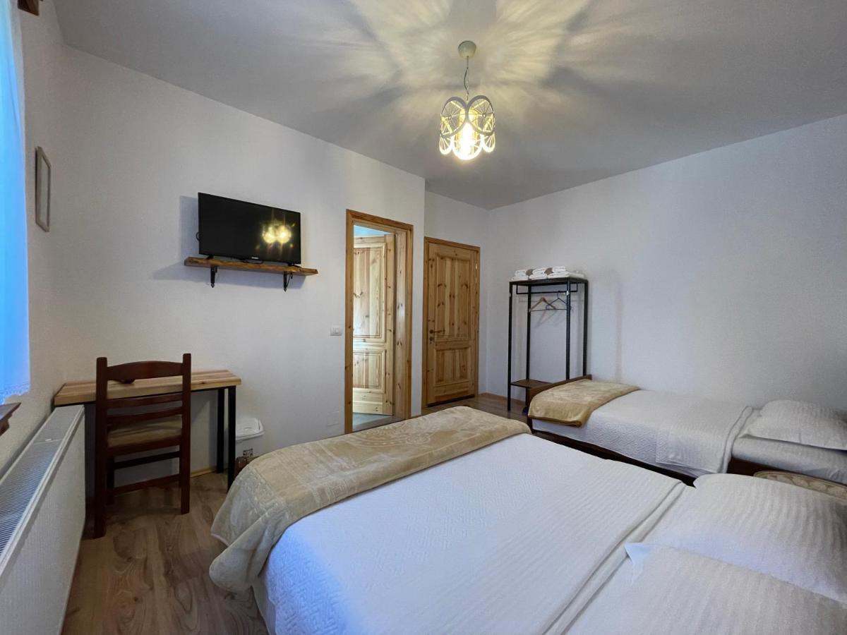 Bujtina Liana Voskopoje Hotel Luaran gambar