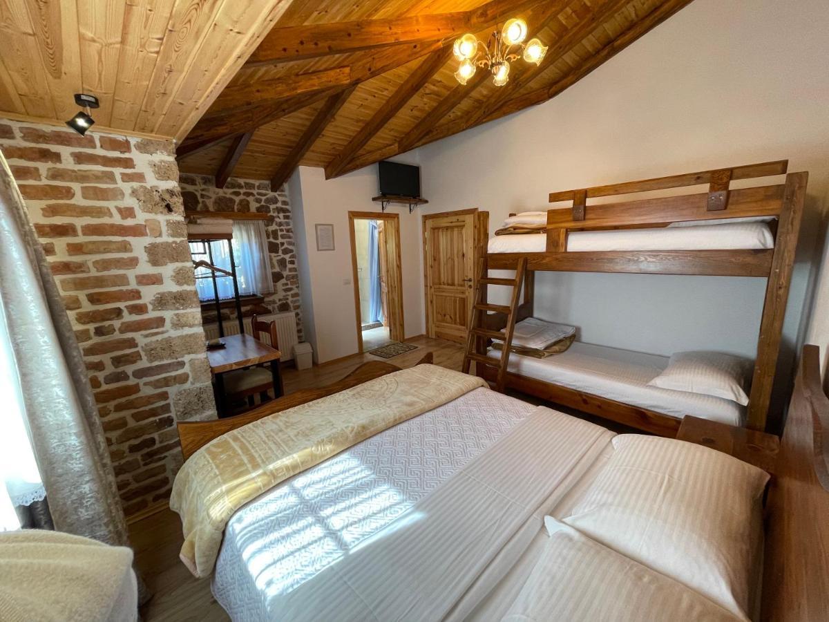 Bujtina Liana Voskopoje Hotel Luaran gambar
