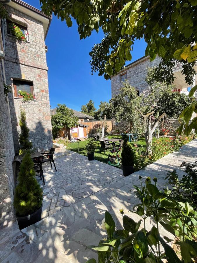 Bujtina Liana Voskopoje Hotel Luaran gambar