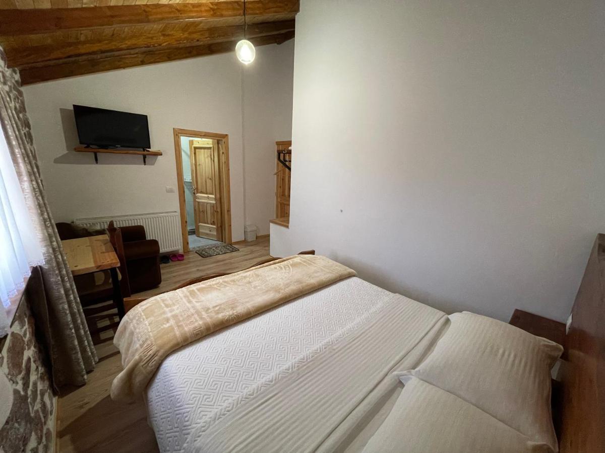 Bujtina Liana Voskopoje Hotel Luaran gambar