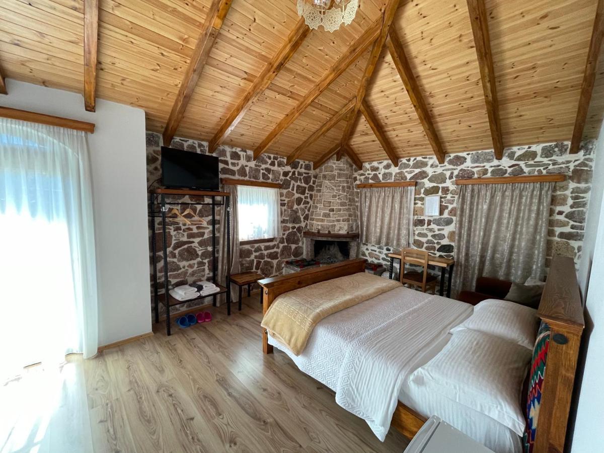 Bujtina Liana Voskopoje Hotel Luaran gambar