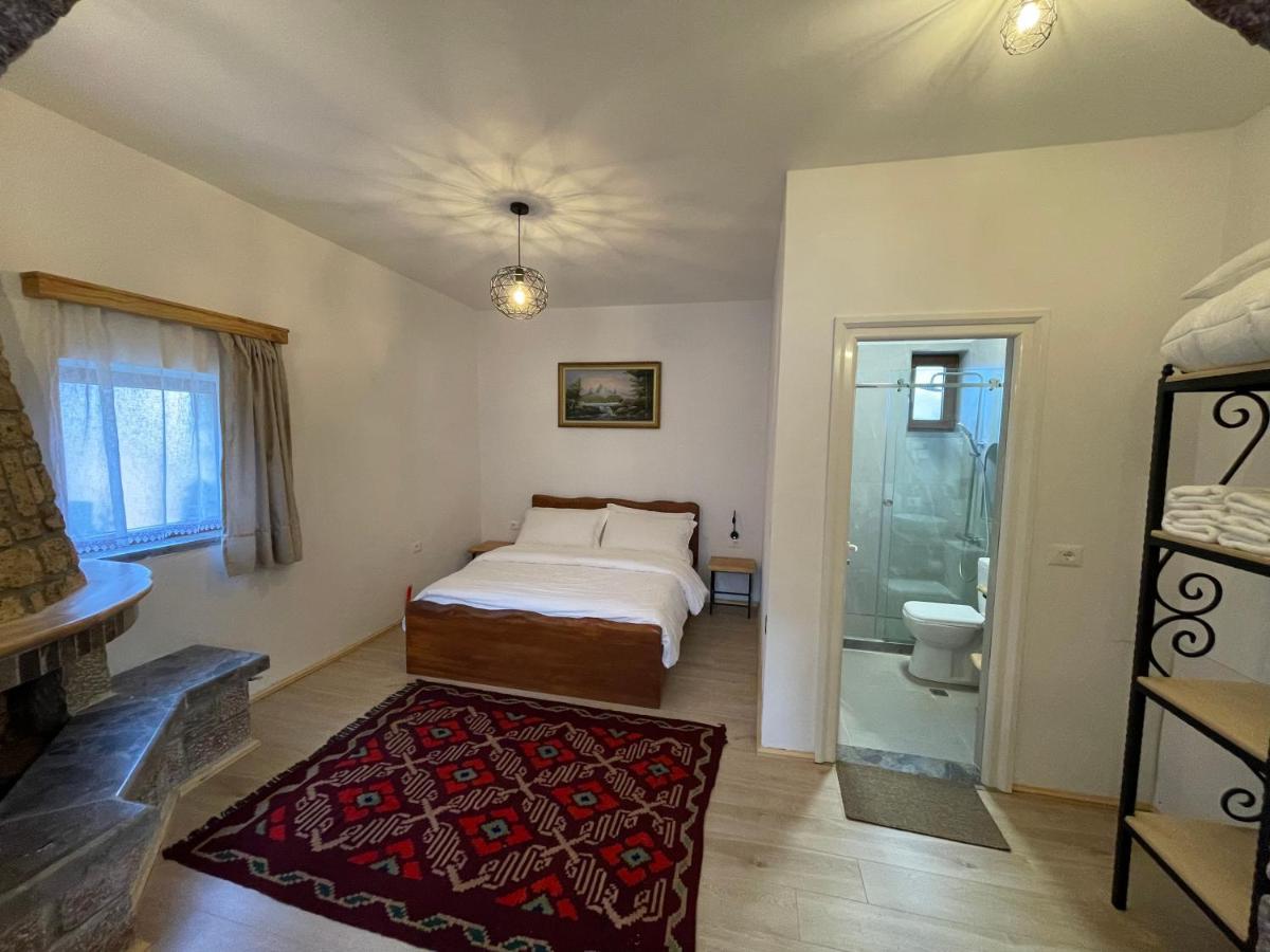 Bujtina Liana Voskopoje Hotel Luaran gambar