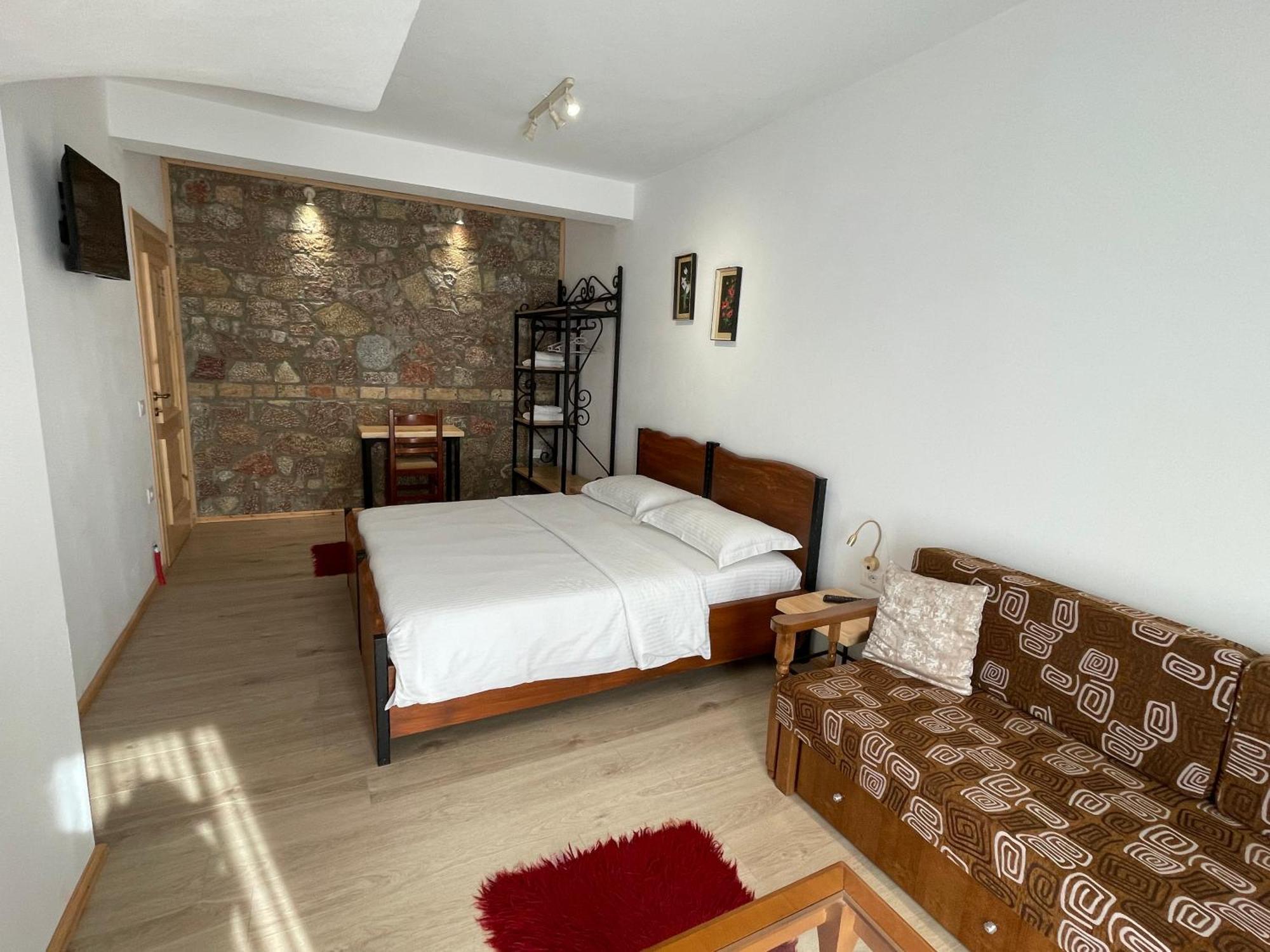 Bujtina Liana Voskopoje Hotel Luaran gambar